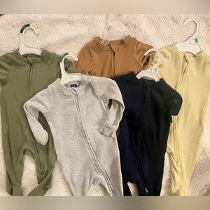 Set of 5 Old Navy onesies